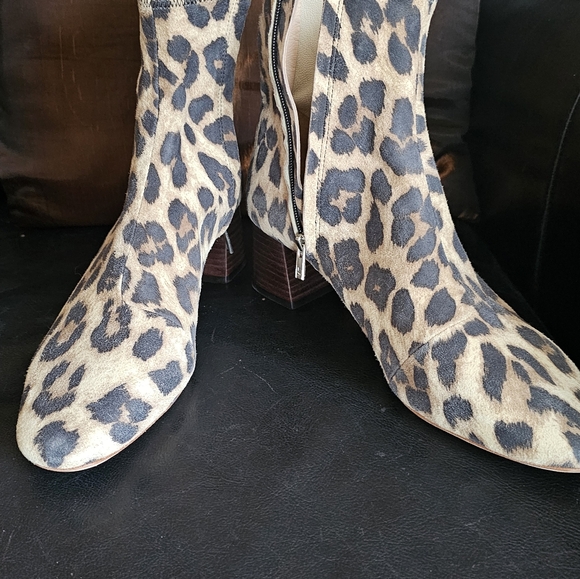 Loeffler Randall "Talia-ks" Ankle Boots Sz 8 "Like New" - Picture 9 of 11